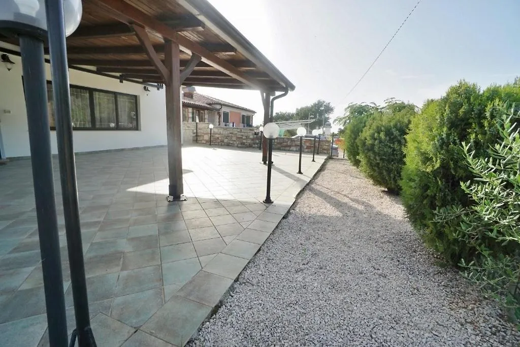 Guest house Apartments Mira Savudrija Crveni Vrh